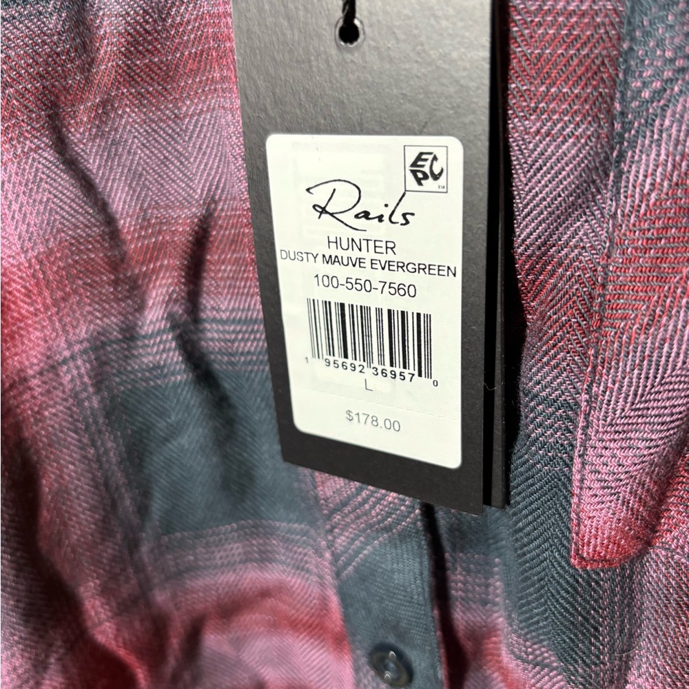 NWT Rails Hunter Button-Down Shirt - Picture 6 of 10